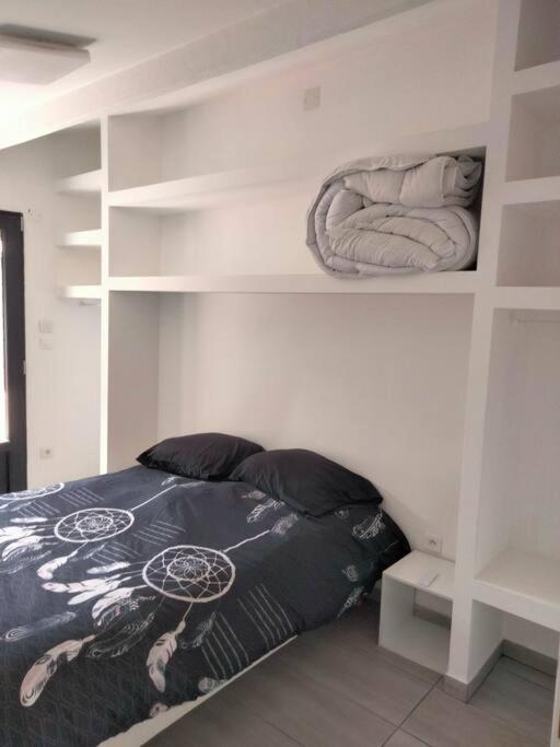 Maison Independante 35M² Classee Proche D'Ylium. Олон-сюр-Мер Екстериор снимка