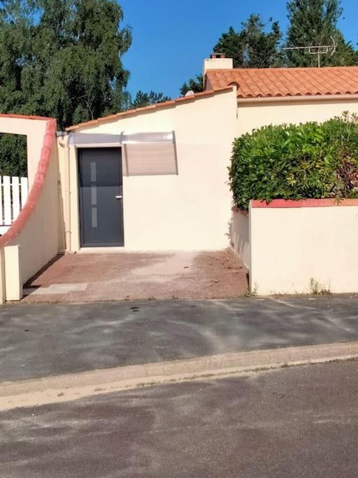 Maison Independante 35M² Classee Proche D'Ylium. Олон-сюр-Мер Екстериор снимка